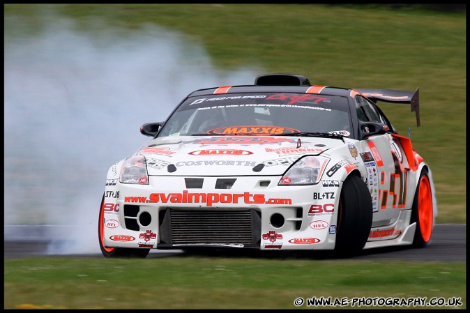 Modified_Live_Brands_Hatch_280609_AE_100.jpg