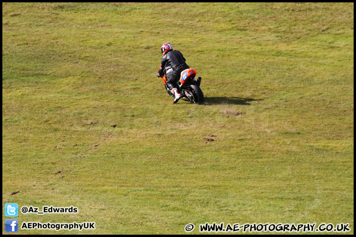 BMCRC_Brands_Hatch_290912_AE_200.jpg