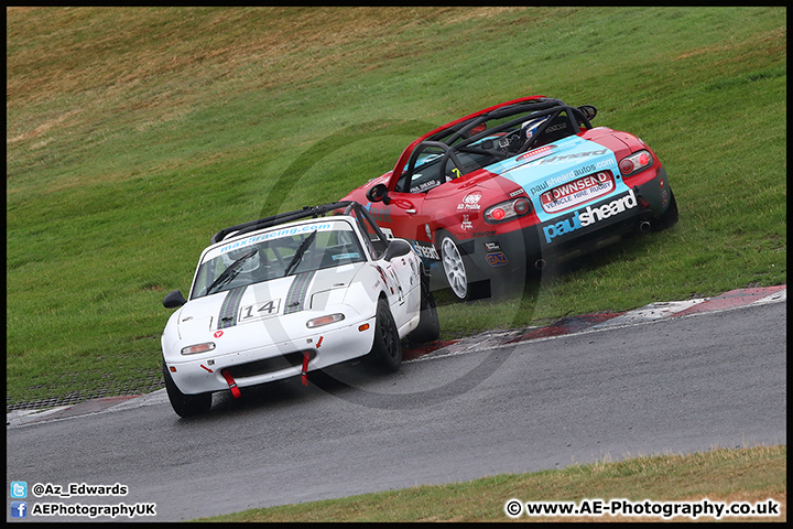 BARC_Brands_Hatch_30-07-16_AE_094.jpg