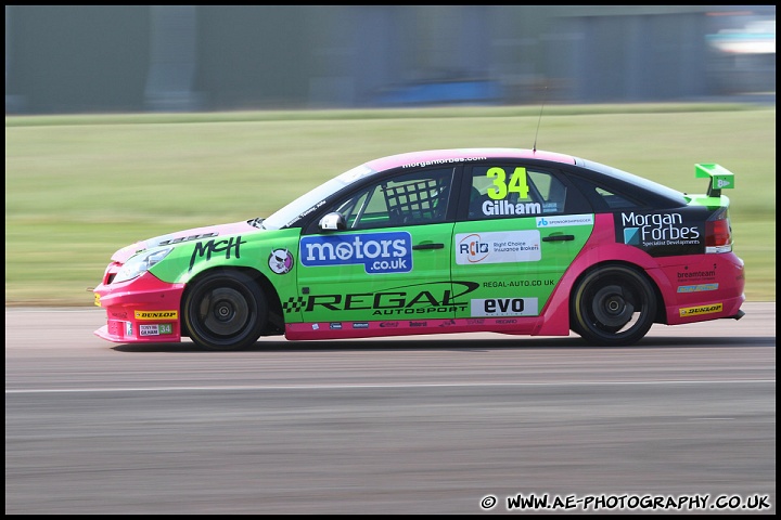 BTCC_and_Support_Thruxton_300411_AE_011.jpg