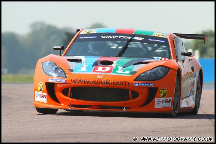 BTCC_and_Support_Thruxton_300411_AE_024.jpg