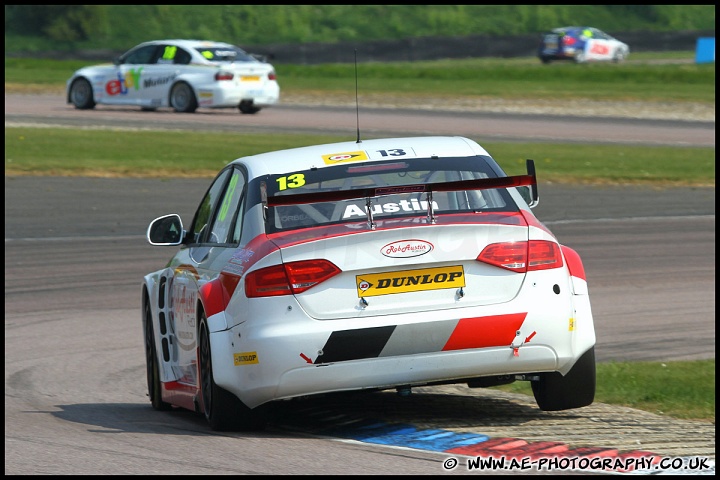 BTCC_and_Support_Thruxton_300411_AE_041.jpg