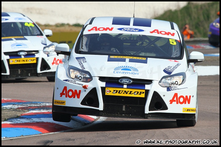 BTCC_and_Support_Thruxton_300411_AE_076.jpg