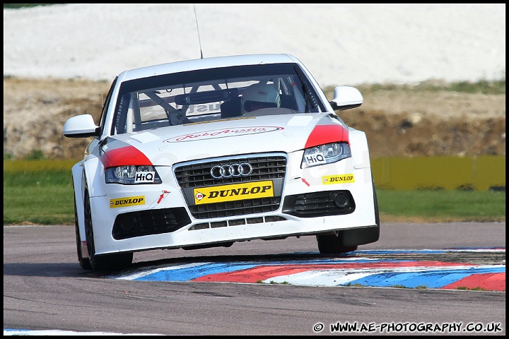 BTCC_and_Support_Thruxton_300411_AE_078.jpg