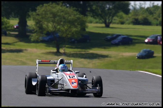 BTCC_and_Support_Oulton_Park_300509_AE_043.jpg