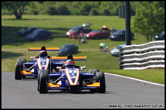 BTCC_and_Support_Oulton_Park_300509_AE_044.jpg