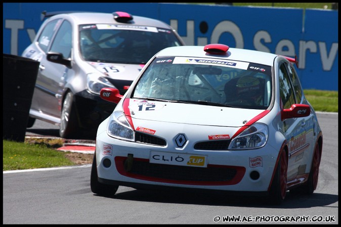 BTCC_and_Support_Oulton_Park_300509_AE_065.jpg