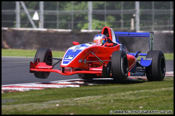 BTCC_and_Support_Oulton_Park_300509_AE_110.jpg