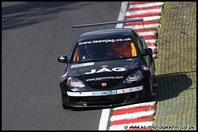 BTCC_and_Support_Oulton_Park_300509_AE_111.jpg