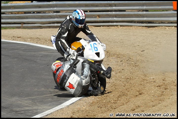 BEMSEE_and_MRO_Brands_Hatch_300711_AE_101.jpg