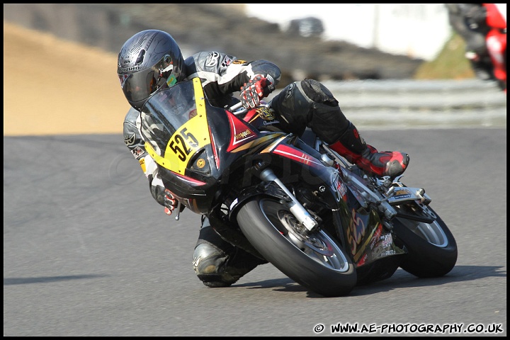 BEMSEE_and_MRO_Brands_Hatch_300711_AE_145.jpg