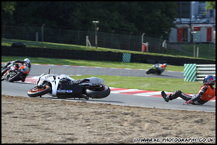 BEMSEE_and_MRO_Brands_Hatch_300711_AE_160.jpg