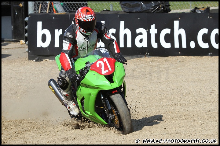 BEMSEE_and_MRO_Brands_Hatch_300711_AE_165.jpg