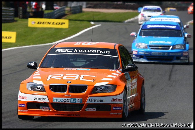 BTCC_and_Support_Oulton_Park_310509_AE_032.jpg