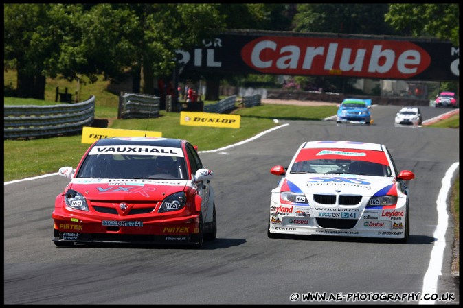 BTCC_and_Support_Oulton_Park_310509_AE_033.jpg