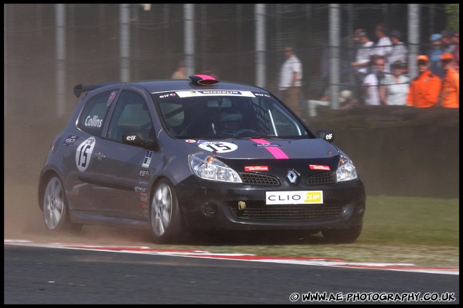 BTCC_and_Support_Oulton_Park_310509_AE_098.jpg