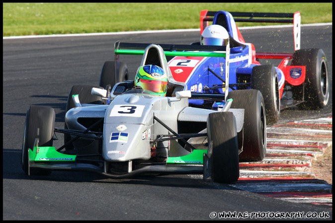 BTCC_and_Support_Oulton_Park_310509_AE_135.jpg